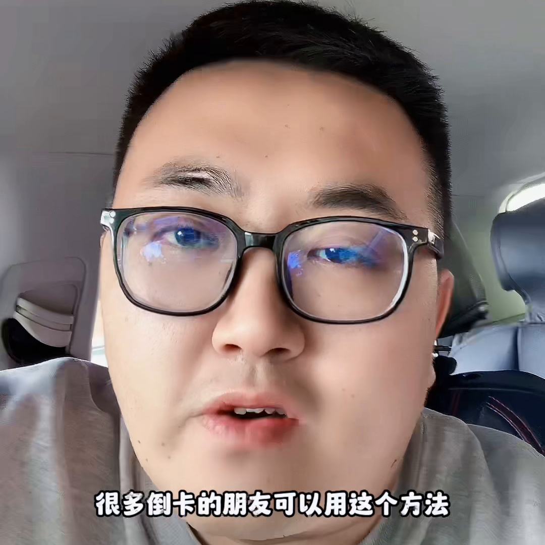 在如今这个电子支付盛行的时代，POS机已经成为了商家和消费者交易的重要工具。然而，随着使用频率的增加，POS机的故障也时有发生。其中，进水问题是较为常见的一种故障。那么，一旦POS机进水了，我们应该如何解决呢？本文将从以下几个方面展开讨论，