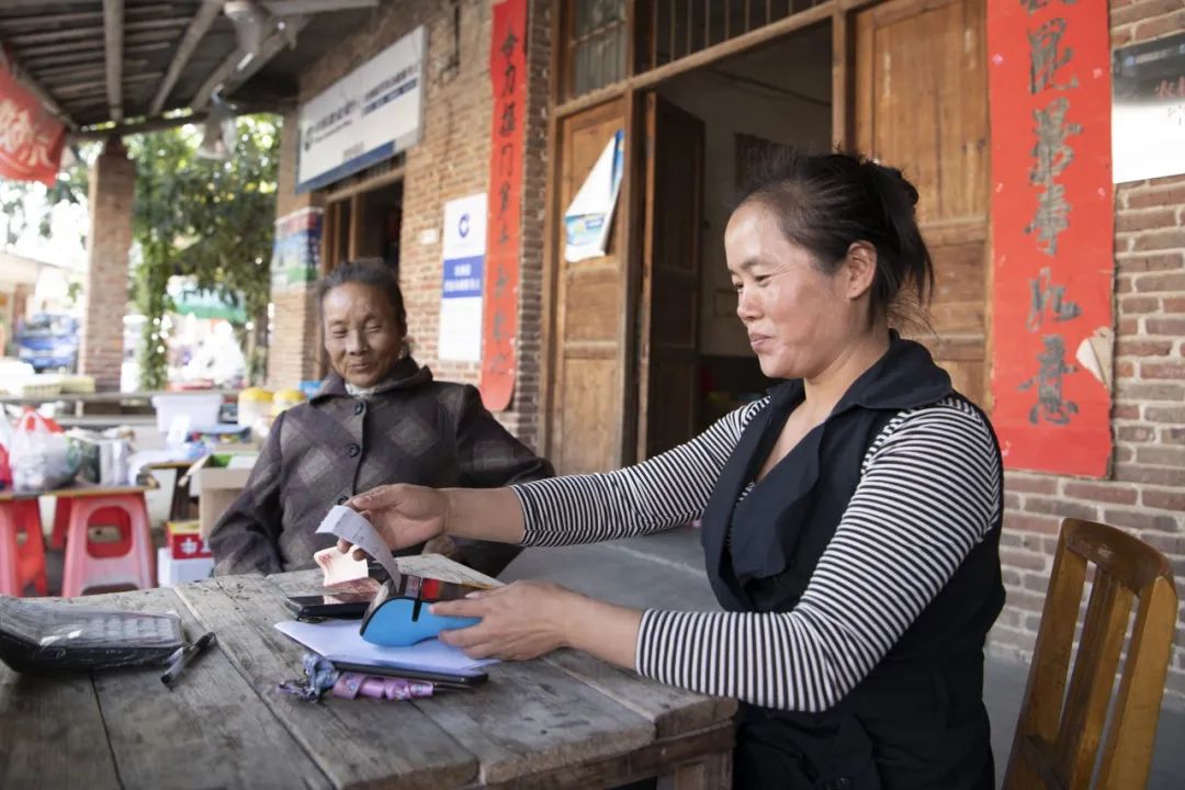 pos机怎么给商家利息 pos机商户怎么赚钱