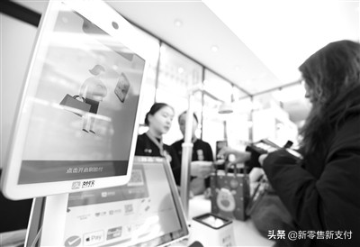 随着移动支付的普及，越来越多的商家开始接受刷卡支付。而个人如何申请POS机成为了一个热门话题。在郑州，申请POS机相对简单，只需要准备好相关材料并按照流程操作即可。本文将详细介绍郑州个人如何申请POS机，以及需要注意的事项。