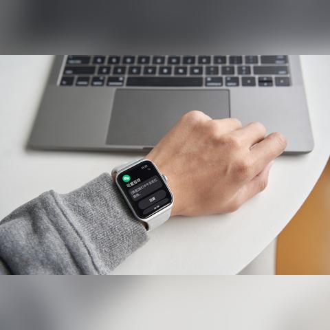 怎么用自己手机同步查别人微信跟谁聊天记录哪里有