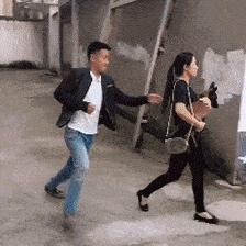 如何查询我男朋友与别人微信聊天记录 如何查询我男朋友与别人微信聊天记录