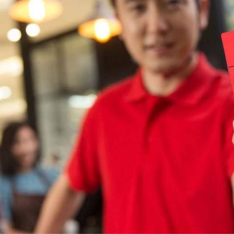 办理掌上POS机，轻松管理日常交易，提升效率与安全