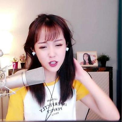 如何查看我女朋友微信聊天记录 揭秘！如何安全查看女朋友微信聊天记录，让你不再猜疑！