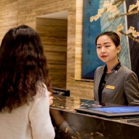 警察查酒店记录能看人吗 揭秘警察查酒店记录，看人是否全面且细致
