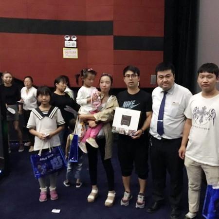 POS机办理 海报—轻松掌握，便捷支付，开启智能商业新时代！