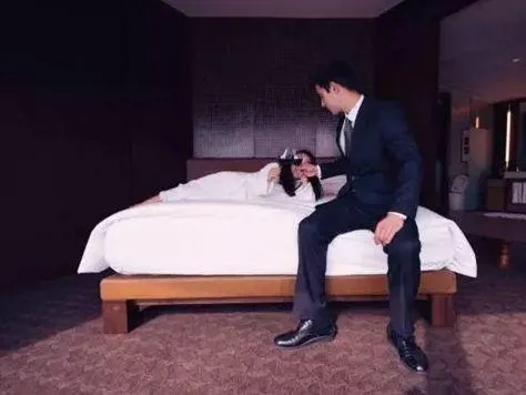 查宾馆开房记录 隐私权与酒店开房记录，如何平衡安全与个人自由？