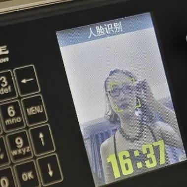 高手破解微信聊天記录 揭秘微信聊天记录破解术，从技术原理到实战案例