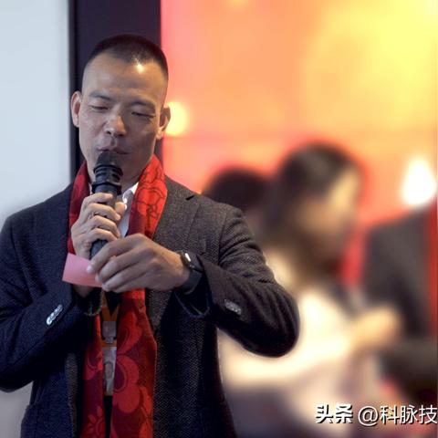 POS机申请选择多角度，优质服务商与案例分析