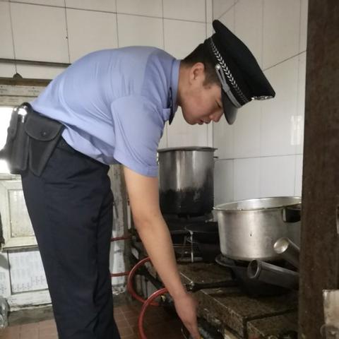 办理POS机精英收入