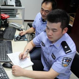 如何查询别人的微信聊天记录信息？