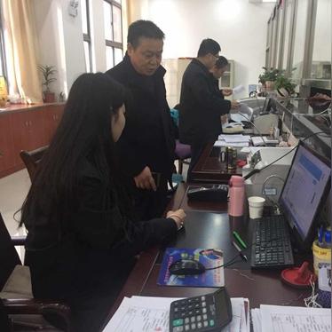 免费申请POS机刷卡机只需一人？轻松搞定！