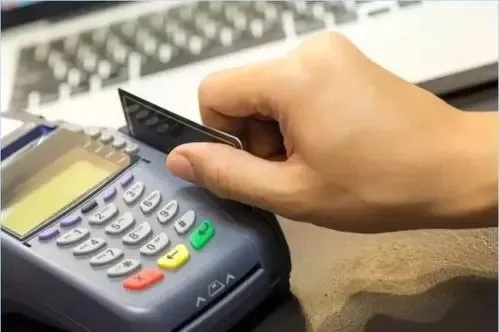 个人申请POS机刷信用卡是否违法