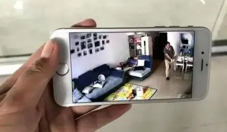监控丈夫手机短信？这背后的法律与情感博弈