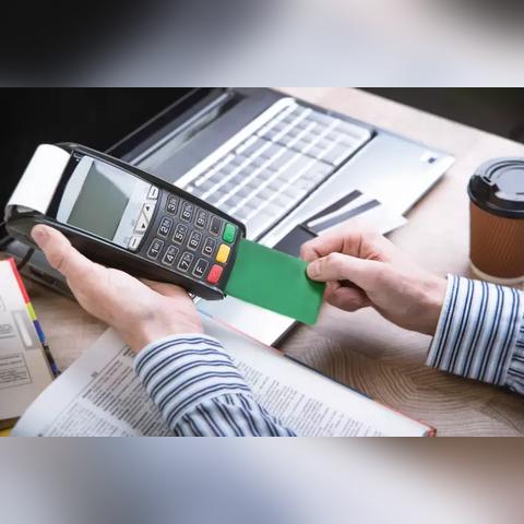 自己申请POS机与信用卡的优劣分析