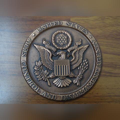 如何查老婆很黄的聊天记录，隐私边界与信任危机