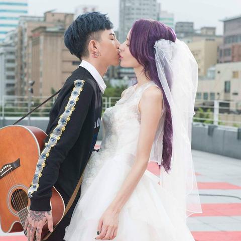 如何查询老婆和他人的微信聊天记录