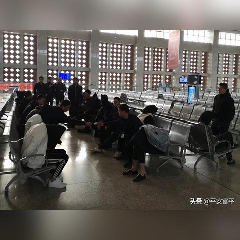 抖音月付取现利率上涨解析，真实案例、影响及应对之道