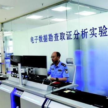 24小时实力黑客在线，揭秘网络安全背后的暗战江湖