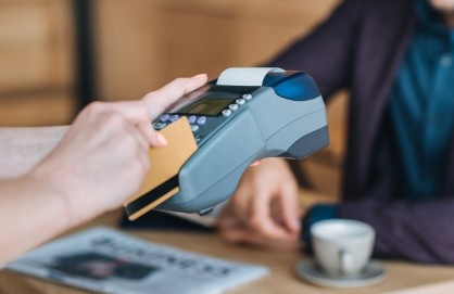 办理POS机无责底薪3000，轻松入门，高回报等你拿