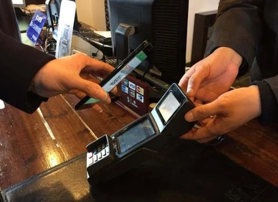 银行可办理手机POS机，提升商户收款效率与便捷性